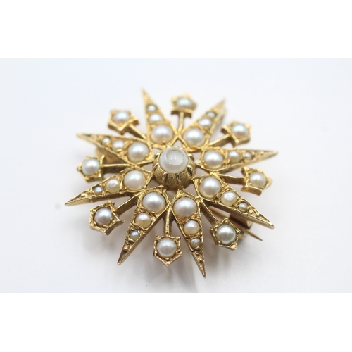 64 - 9ct gold and cultured pearl brooch/pendant, as seen, small bit of damage to pearl (4.9g)