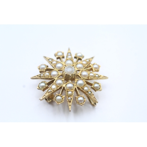 64 - 9ct gold and cultured pearl brooch/pendant, as seen, small bit of damage to pearl (4.9g)