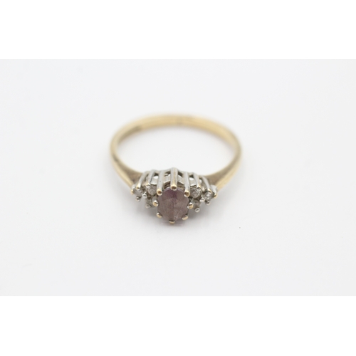 72 - 9ct gold diamond and pink gemstone ring (1.9g) Size M