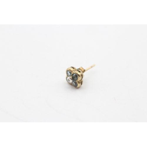 86 - 9ct gold blue gemstone and diamond cluster stud earrings (1.2g)