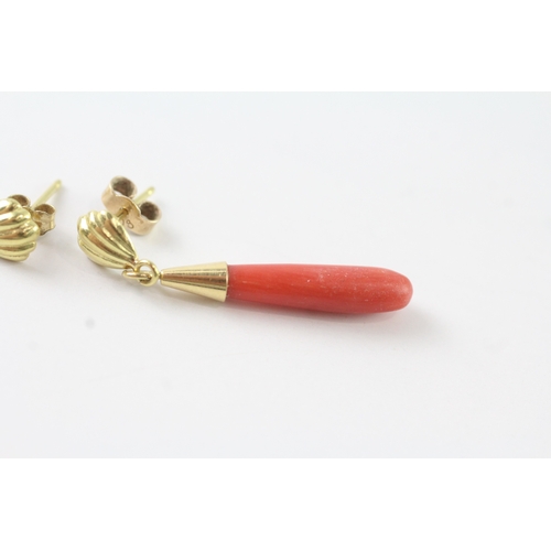 23 - 18ct gold coral drop earrings with 9ct gold backs (2.6g) Size