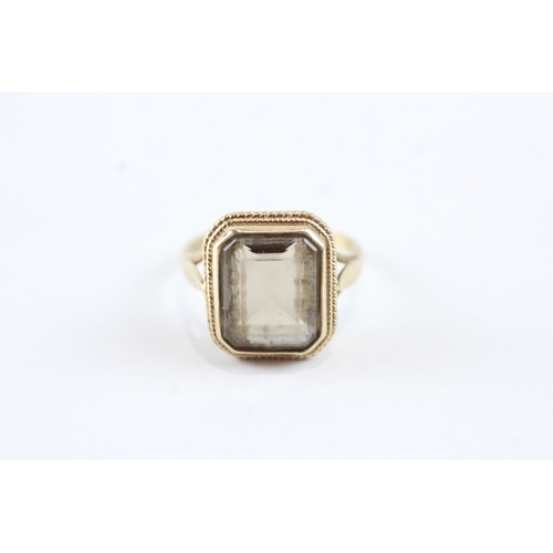 29 - 9ct gold quartz ring (3.4g) Size M