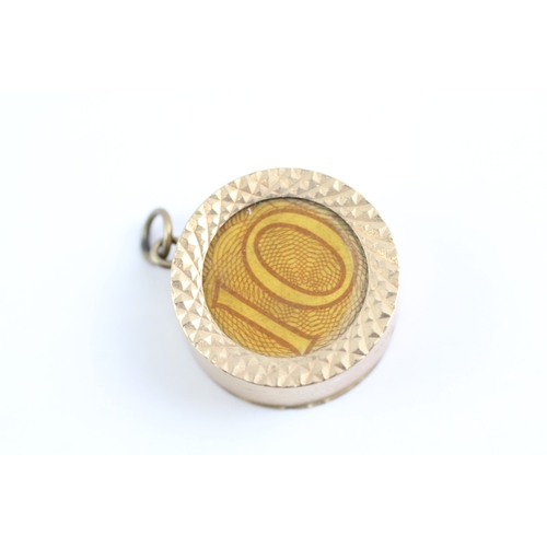 32 - 9ct gold money charm (3.4g) Size