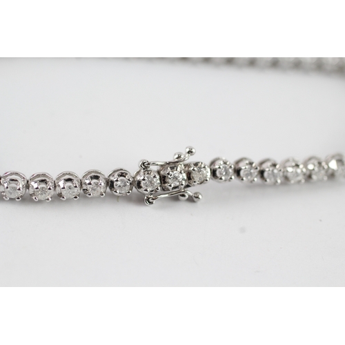 5 - 18ct white gold diamond tennis bracelet (9.8g) Size