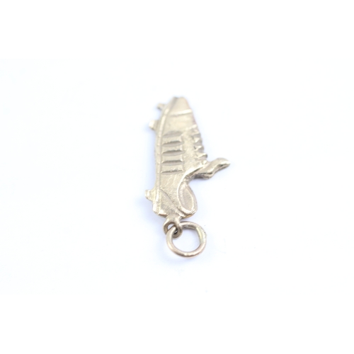 539 - 9ct gold football boot charm (0.7g) Size