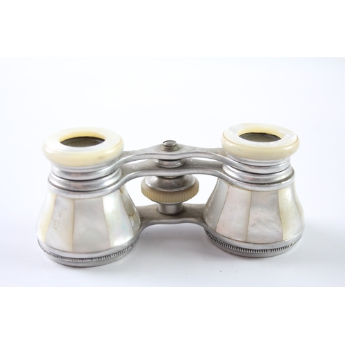 447 - Antique White Mother of Pearl Opera Glasses Working