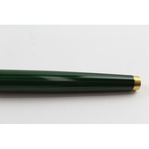 464 - Vintage Parker 75 Green Lacquer Fountain Pen w/ 14ct Gold Nib WRITING