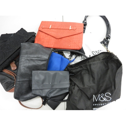 105 - Collections of Vintages Handbags & Purses