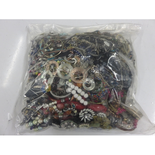 217 - 10kg Unsorted Costume Jewellery