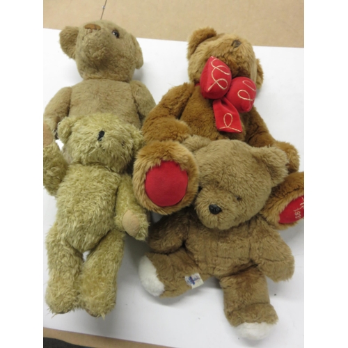 377 - Collection of Vintage Teddies/Bears