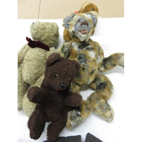 378 - Collection of Vintage Teddies/Bears