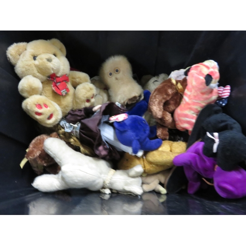 383 - Collection of Vintage Teddies/Bears