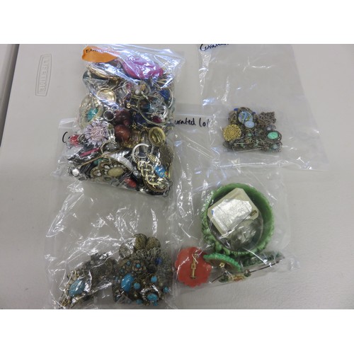 203 - Bulk Lot Assorted Costume Jewellery