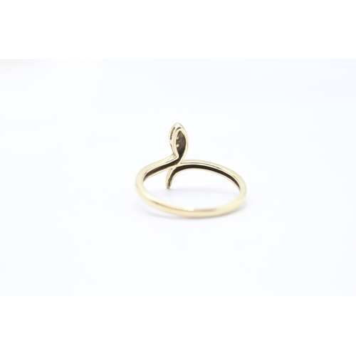 107 - 9ct gold diamond snake ring (1.8g) Size P