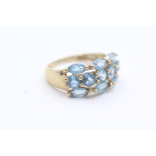 114 - 9ct gold blue gemstone cluster ring (3.2g) Size Q