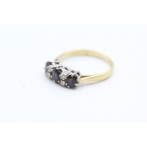 115 - 18ct gold sapphire and diamond ring (3g) Size N