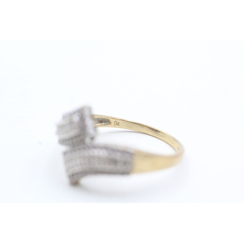 119 - 9ct gold diamond dress ring (3.2g) Size V