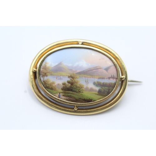 13 - 14ct gold antique hand painted souvenir landscape brooch (5g)