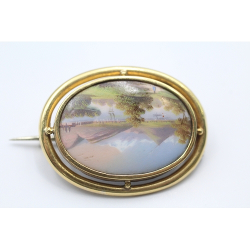 13 - 14ct gold antique hand painted souvenir landscape brooch (5g)