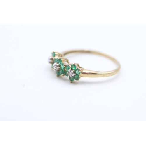 137 - 9ct gold emerald and diamond flower set ring (1.6g) Size Q