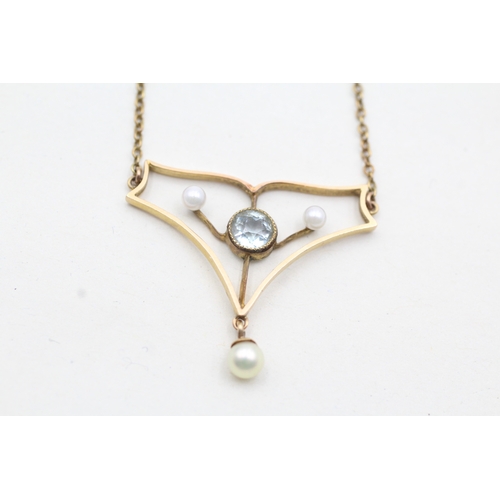 143 - 15ct gold aquamarine and pearl lavalliere drop necklace (3.3g)