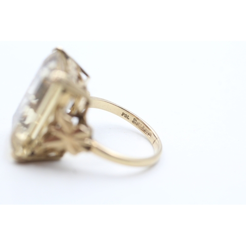 148 - 9ct gold citrine cocktail ring (6.5g) Size M