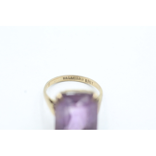 153 - 9ct gold amethyst cocktail ring (5.5g) Size O