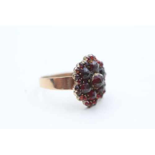 181 - 9ct gold antique garnet dress ring (2.5g) Size L