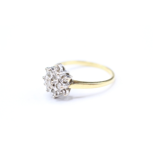 188 - 18ct gold diamond floral cluster ring (3.7g) Size O