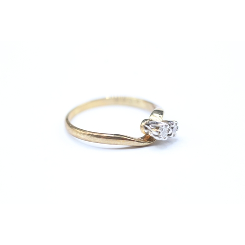 190 - 9ct gold 'toi et moi' diamond ring (1.6g) Size L