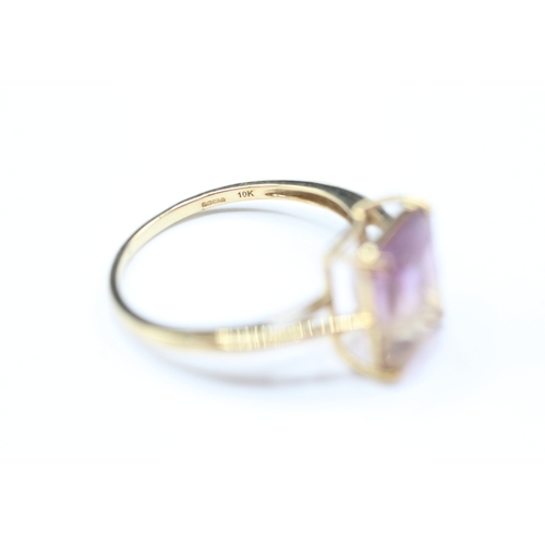 192 - 9ct gold and ametrine claw set ring (2.4g) Size P 1/2