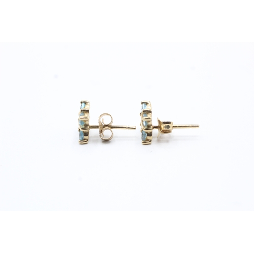 221 - 9ct gold blue gemstone stud earrings (1.3g)