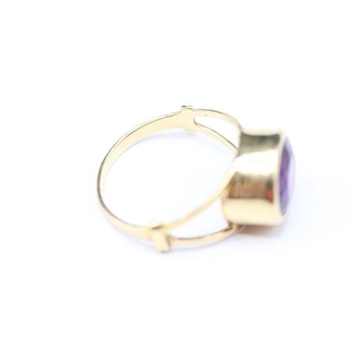 231 - 18ct gold amethyst single stone ring (4.2g) Size P