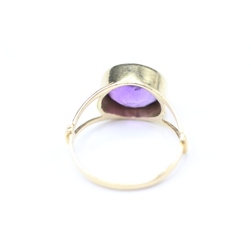 231 - 18ct gold amethyst single stone ring (4.2g) Size P