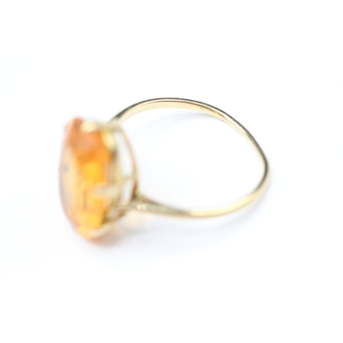 236 - 9ct gold orange gemstone cocktail ring (2.9g) Size O