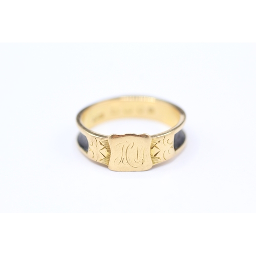 237 - 18ct gold antique mourning ring - as seen (3.8g)