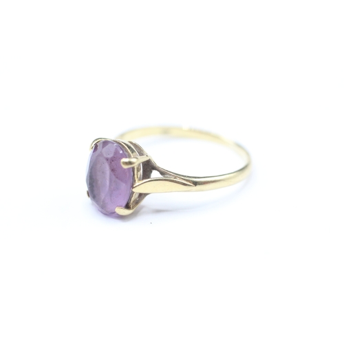 246 - 9ct gold amethyst single stone ring (2.1g) Size N