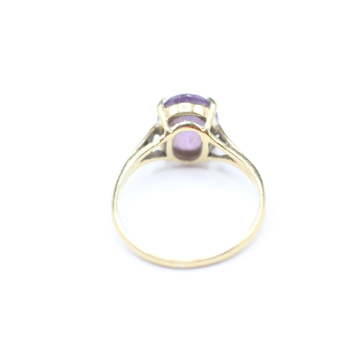 246 - 9ct gold amethyst single stone ring (2.1g) Size N