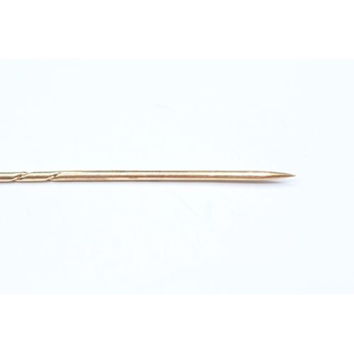 250 - 9ct gold cultured pearl and diamond halo stick pin (2.7g)