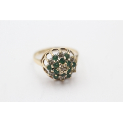 46 - 9ct gold diamond and emerald cluster ring (2.6g) Size M 1/2