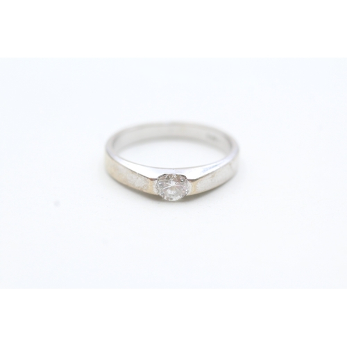 47 - 18ct gold diamond solitaire ring (3.4g) Size I