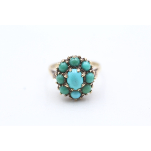 62 - 9ct gold blue/green gemstone set ring (3.8g) Size M