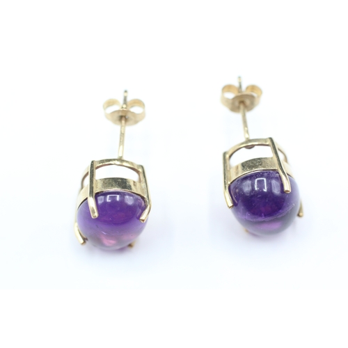 68 - 9ct gold and amethyst stud earrings (3.5g)