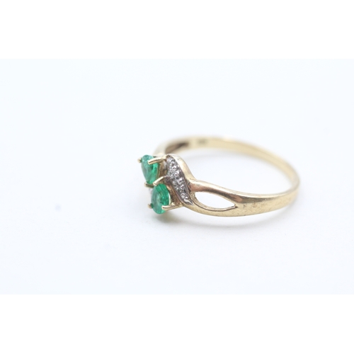 73 - 9ct gold green and white gemstone ring (1.9g) Size P