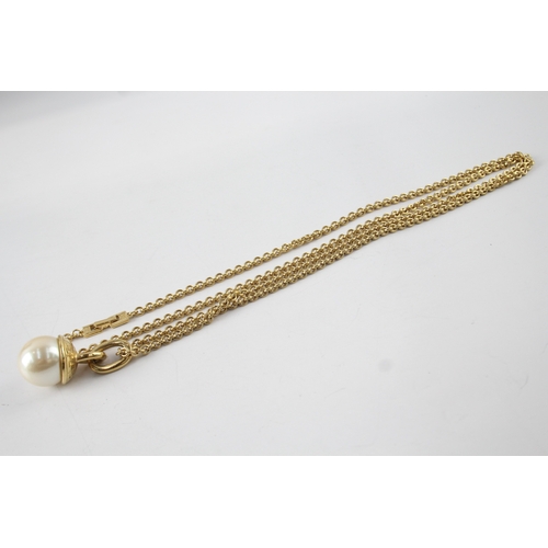 301 - Givenchy Gold Tone Necklace w/ Simulated Pearl Pendant 59g