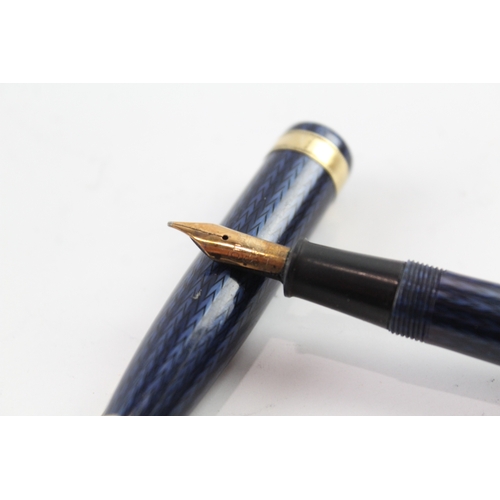 447 - Vintage Conway Stewart 76 Navy Fountain Pen w/ 14ct Gold Nib WRITING