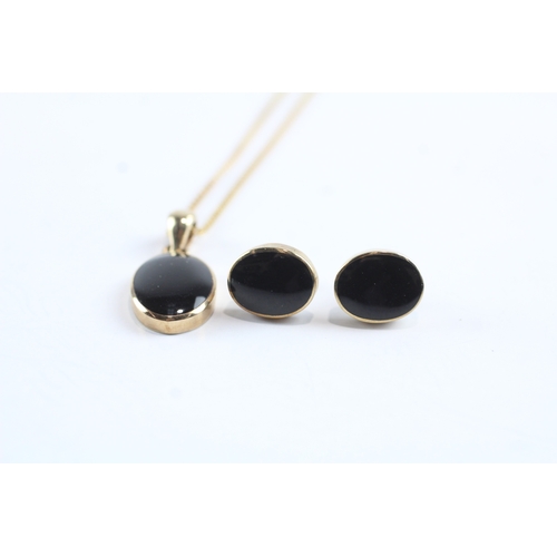 223 - 2x 9ct gold black onyx stud earrings & necklace set