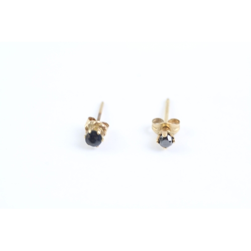 41 - 3x 9ct gold red & blue gemstone stud earrings