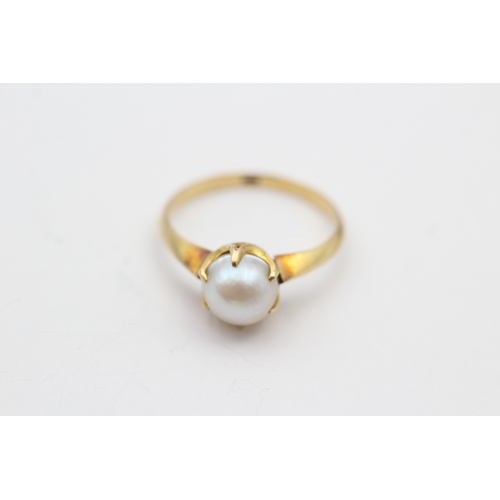 62 - 15ct gold mabe pearl single stone ring (2.6g) Size M