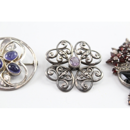 283 - Collection of Sterling Silver Brooches inc. Marcasite, Garnet, Amethyst x 4 58g